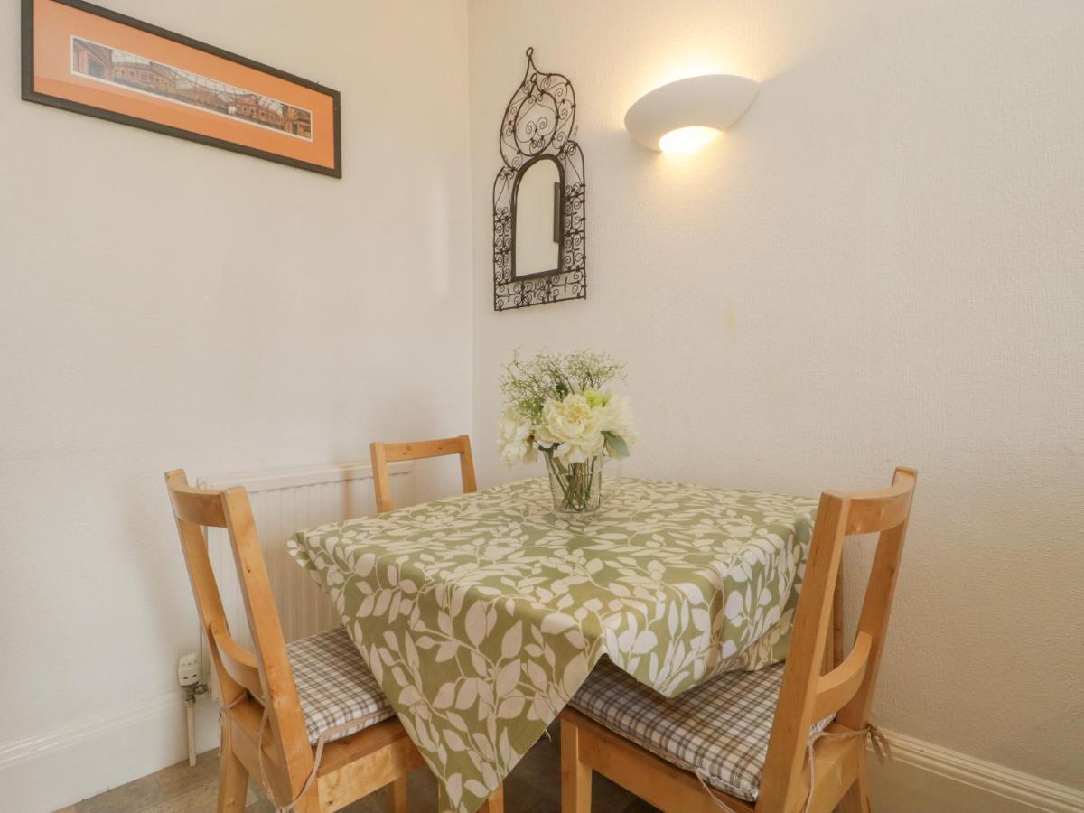 Appartamento 1 Abbey Court Sherborne  Esterno foto